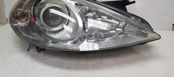Mercedes-Benz A W169 Headlight/headlamp A1698200661