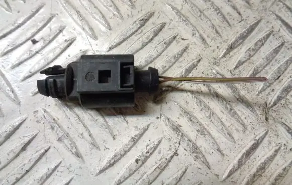 Skoda Fabia Mk2 (5J) Outside/exterior temperature sensor 8Z0820535