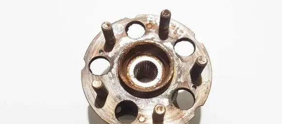 Honda CR-V Rear wheel hub