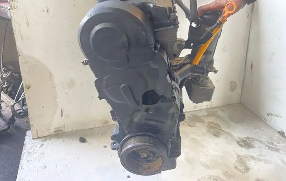 Volkswagen Golf IV Engine AUY