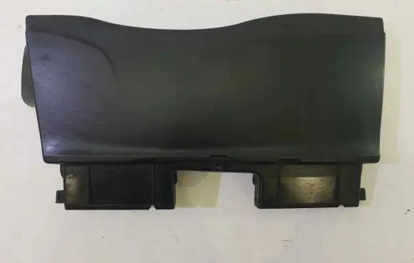 BMW 3 E90 E91 Radiator trim 7798772