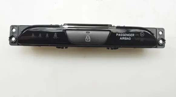 Hyundai i30 Central locking switch button 93770G4000