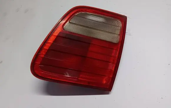 Mercedes-Benz E W210 Tailgate rear/tail lights A2108202664
