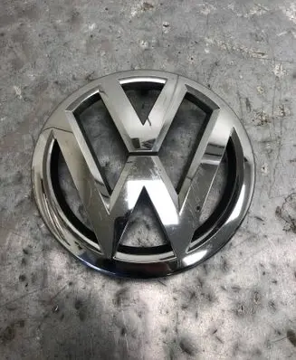 Volkswagen Touran I Manufacturer badge logo/emblem 1T0853601EBILI 1T0853601E