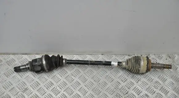 Toyota Yaris Front driveshaft 434200D310