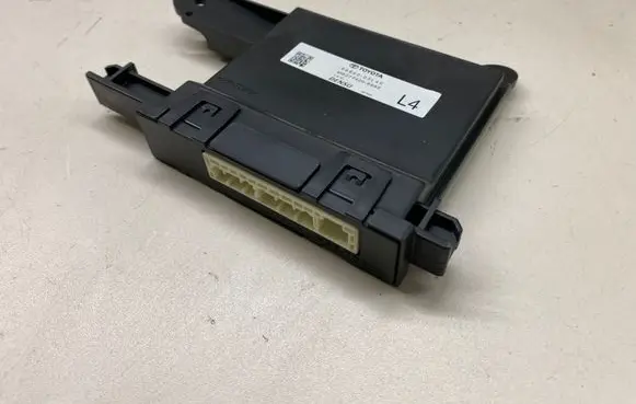 Toyota Corolla E210 E21 Other control units/modules 8865002L40 MB2774008682