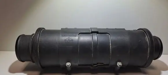 Jeep Grand Cherokee Air intake duct part 52014497AB