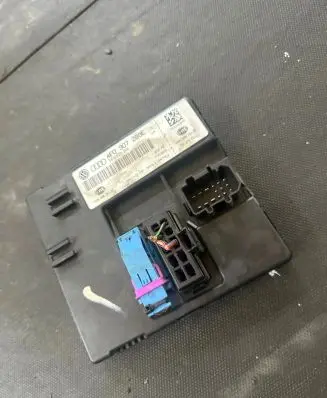 Audi A6 S6 C6 4F Comfort/convenience module 4F0907289E 5DK00876220 4F0910289E