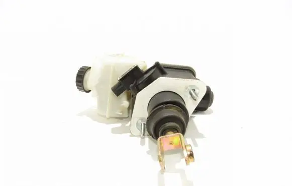Mercedes-Benz E W211 Master brake cylinder A2114300302