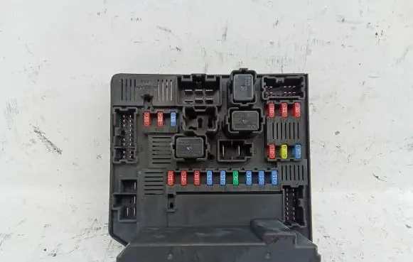 Nissan Qashqai Comfort/convenience module 284B7JD02A