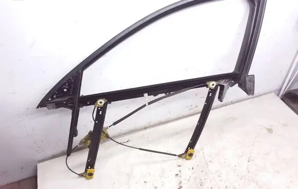 Audi A6 S6 C6 4F Front door window regulator with motor 4F0837461D