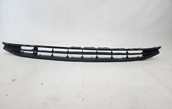 Opel Corsa E Front bumper lower grill 13432002