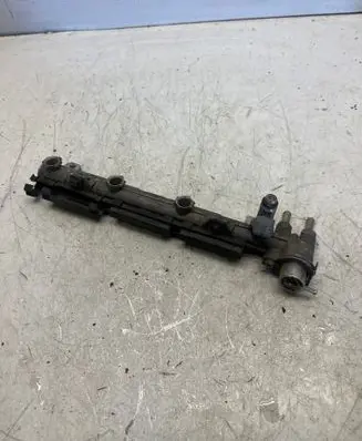 Volkswagen Golf IV Fuel main line pipe 036031C 036133319