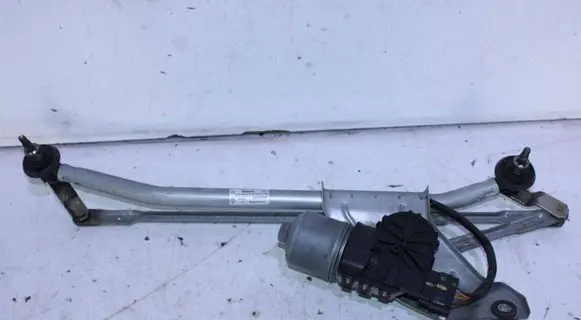Dacia Sandero Front wiper linkage and motor 8200619512 3397020879