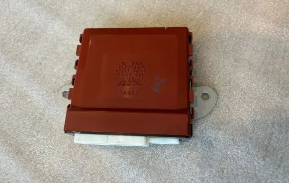 Lexus GS 300 350 430 450H Door control unit/module 8922230120 1233006491 89222-30120