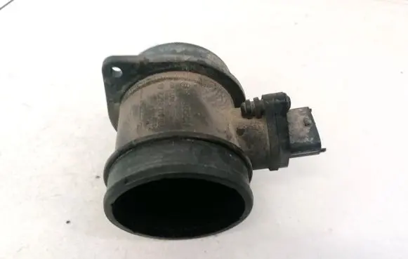 Volvo V70 Mass air flow meter 8670112 0280218108