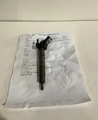 Mercedes-Benz E W211 Fuel injector A6420700487 0445115017