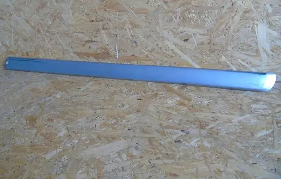 Nissan X-Trail T30 Front door trim (molding) 808708H300