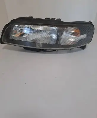 Volvo V70 Headlight/headlamp 8620686 89004805