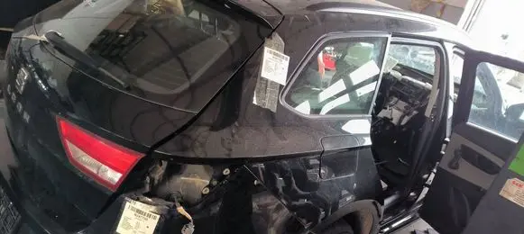 Seat Leon (5F) Rear quarter panel LY9TKOMBI