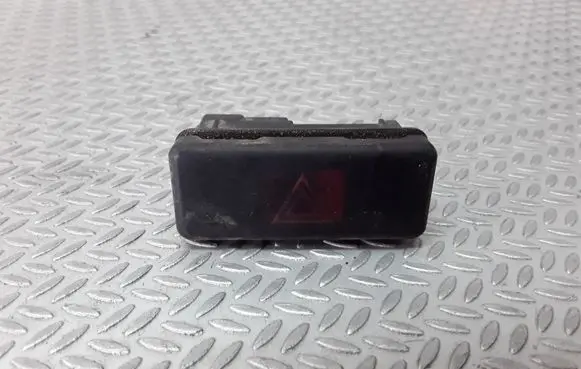 BMW 5 E39 Hazard light switch 8350947