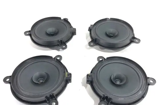 Mazda 2 Audio system kit BHP166960