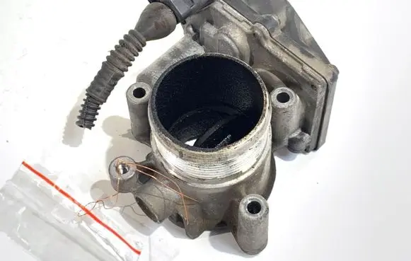 Seat Alhambra (Mk2) Engine shut-off valve 03L128063R