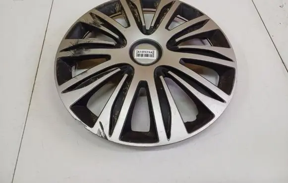 Skoda Roomster (5J) R15 wheel hub/cap/trim 
