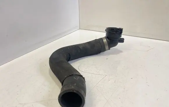 Audi A6 S6 C6 4F Engine coolant pipe/hose 4F0121055J