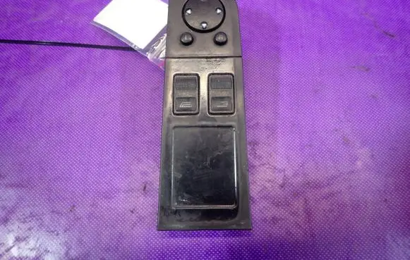 Audi 80 90 S2 B4 Quarter vent window switch 893959565