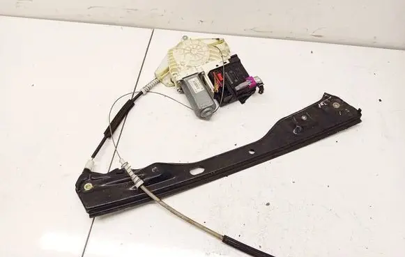 Volkswagen PASSAT B6 Sliding door window regulator with motor 980874101