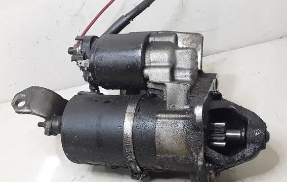 Volkswagen PASSAT B5 Starter motor