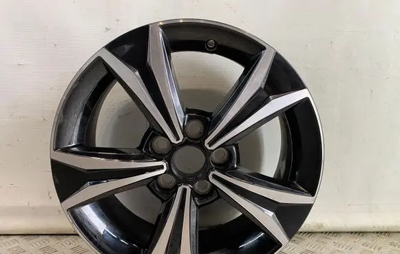 R17 alloy rim