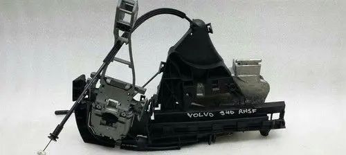 Volvo S40 Front door lock 30632849