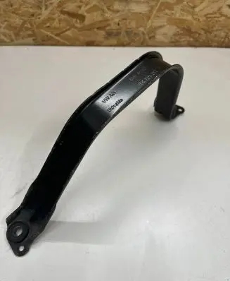 Porsche Cayenne (9Y0 9Y3) Fuel tank mounting bracket 4M4201392A ENG0549