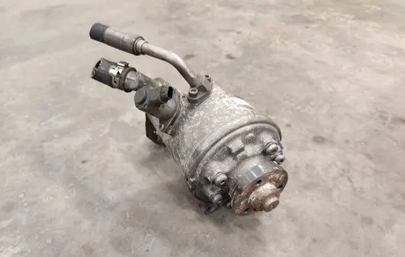 BMW 6 F06 Gran coupe Power steering pump 679866904 5004099