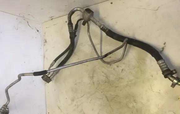 Opel Zafira A Air conditioning (A/C) pipe/hose 09130614