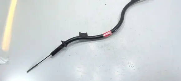 Volkswagen PASSAT B8 Oil level dip stick 04L103634B