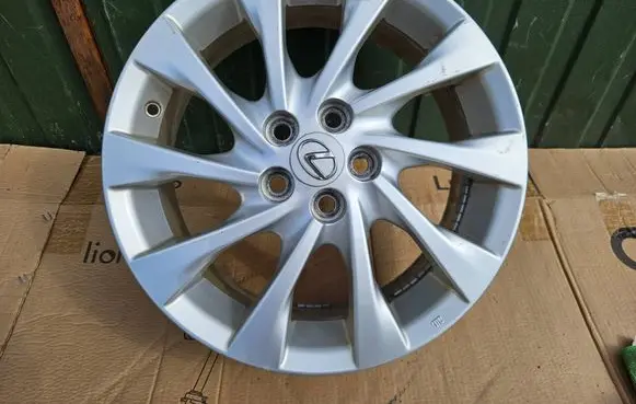 Lexus CT 200H R16 alloy rim 9316K6J