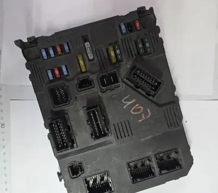 Peugeot 407 Comfort/convenience module S120104700