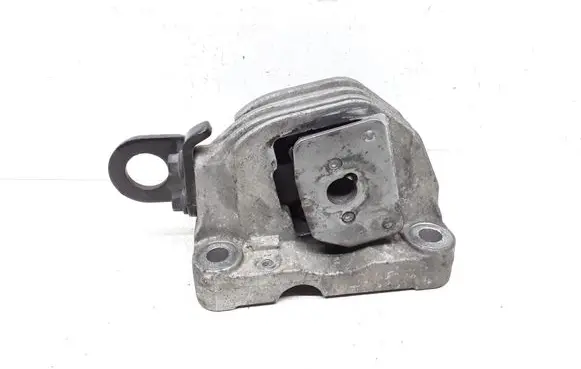 Volvo S80 Engine mount bracket 30776354