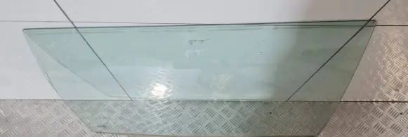 Nissan Terrano Rear door window glass