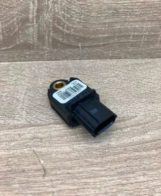 Toyota Auris 150 Airbag deployment crash/impact sensor 898310W060