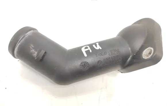 Volkswagen Transporter - Caravelle T5 Engine coolant pipe/hose 06A121121C 038121121D