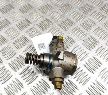 Audi A5 Fuel injection high pressure pump 06M127026H 06M127A01