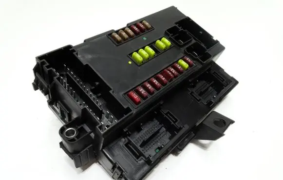 Peugeot Boxer Fuse module 1365823080 Y503440520109 116RAI000029