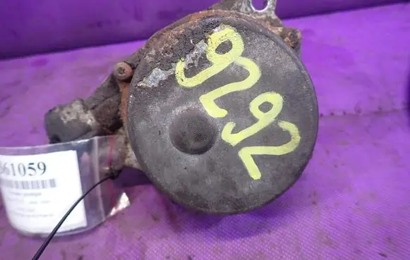 BMW 5 E39 Vacuum pump
