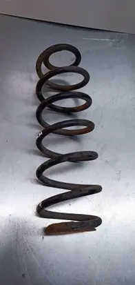 Volkswagen Golf IV Rear coil spring