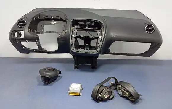 Seat Altea XL Dashboard 5P0880204B