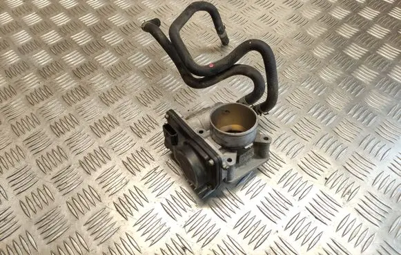 Nissan Juke I F15 Throttle valve 52601